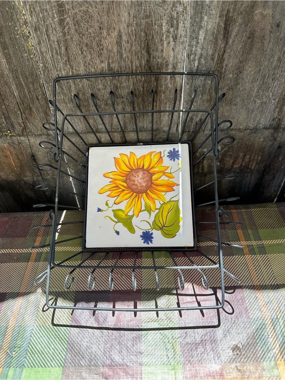 Sunflower Ceramic Tile Napkin Basket - Yellow & Green